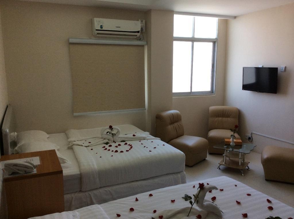 Star Max Hotel Yangon Exterior photo